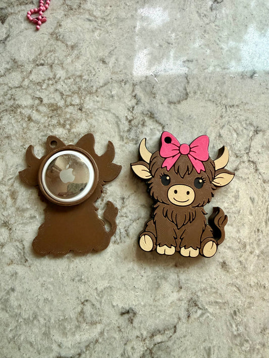 Highland Cow AirTag Holder Keychain